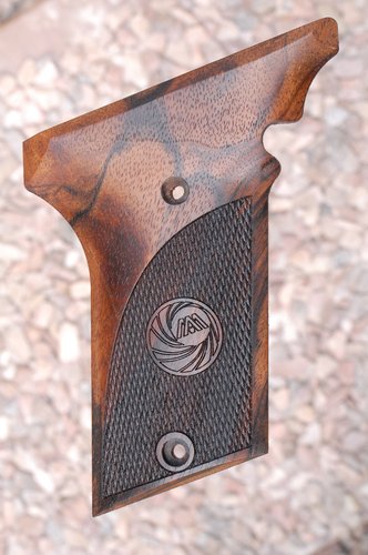 AMT III grips (checkered/AM)