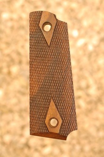 BROWNING 1911-22 grips (checkered)