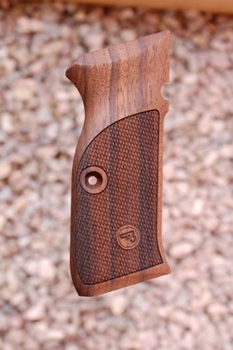 CZ 75 grips type 1 (checkered)