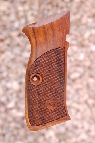 CZ 75 GRIPS type 3 (checkered)