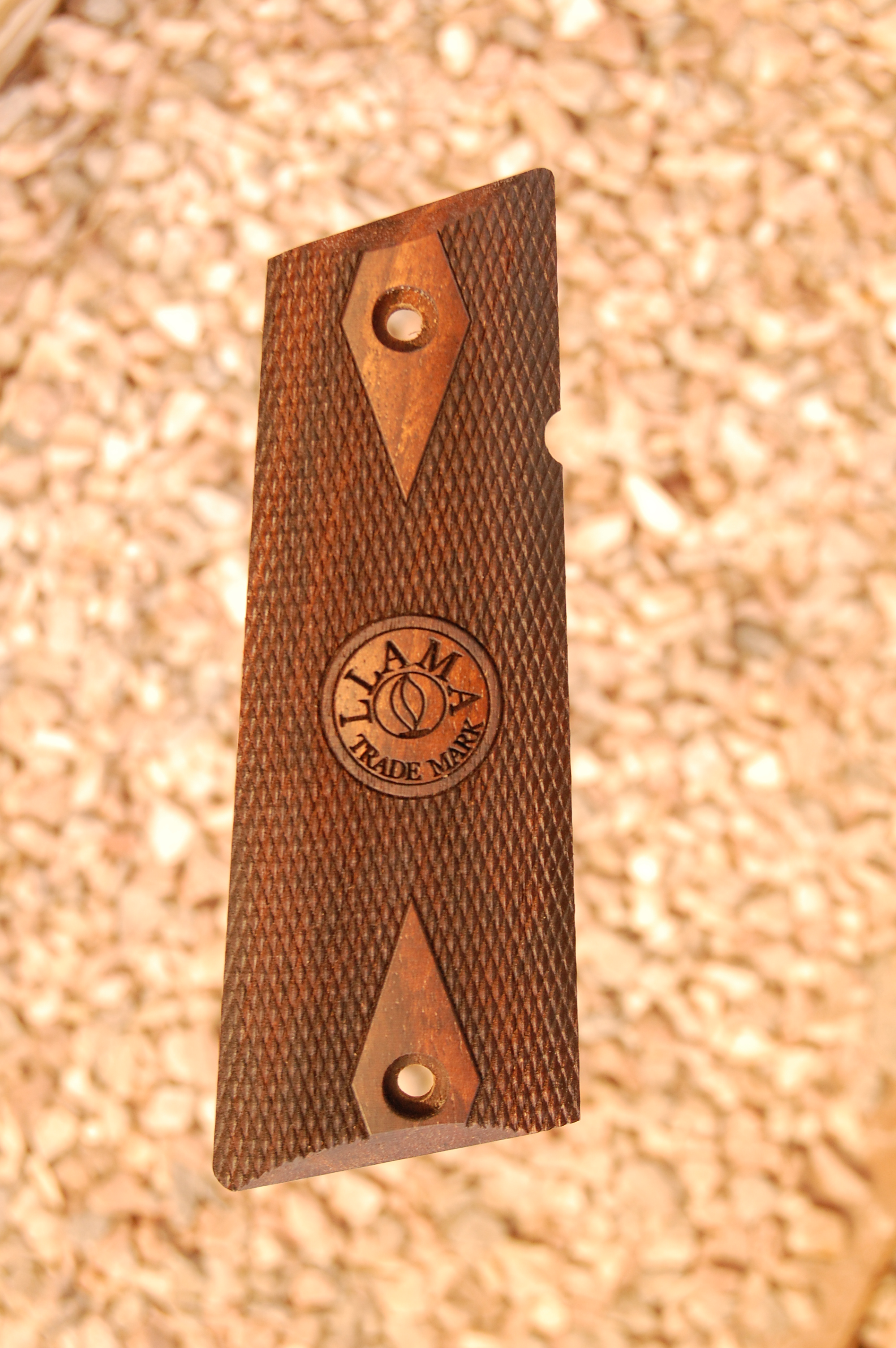 Cool Haft Checker Hard Wood Grip For Llama 1911 Full Size IXA .45ACP .38 super 