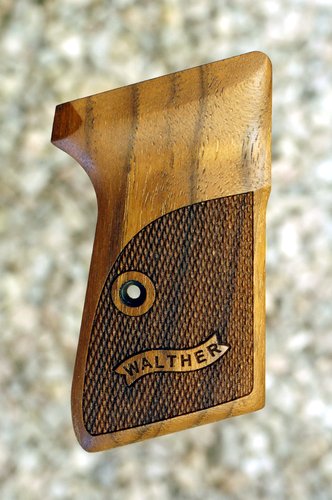 WALTHER PPK/S .22 GRIPS (ckrd+logo)